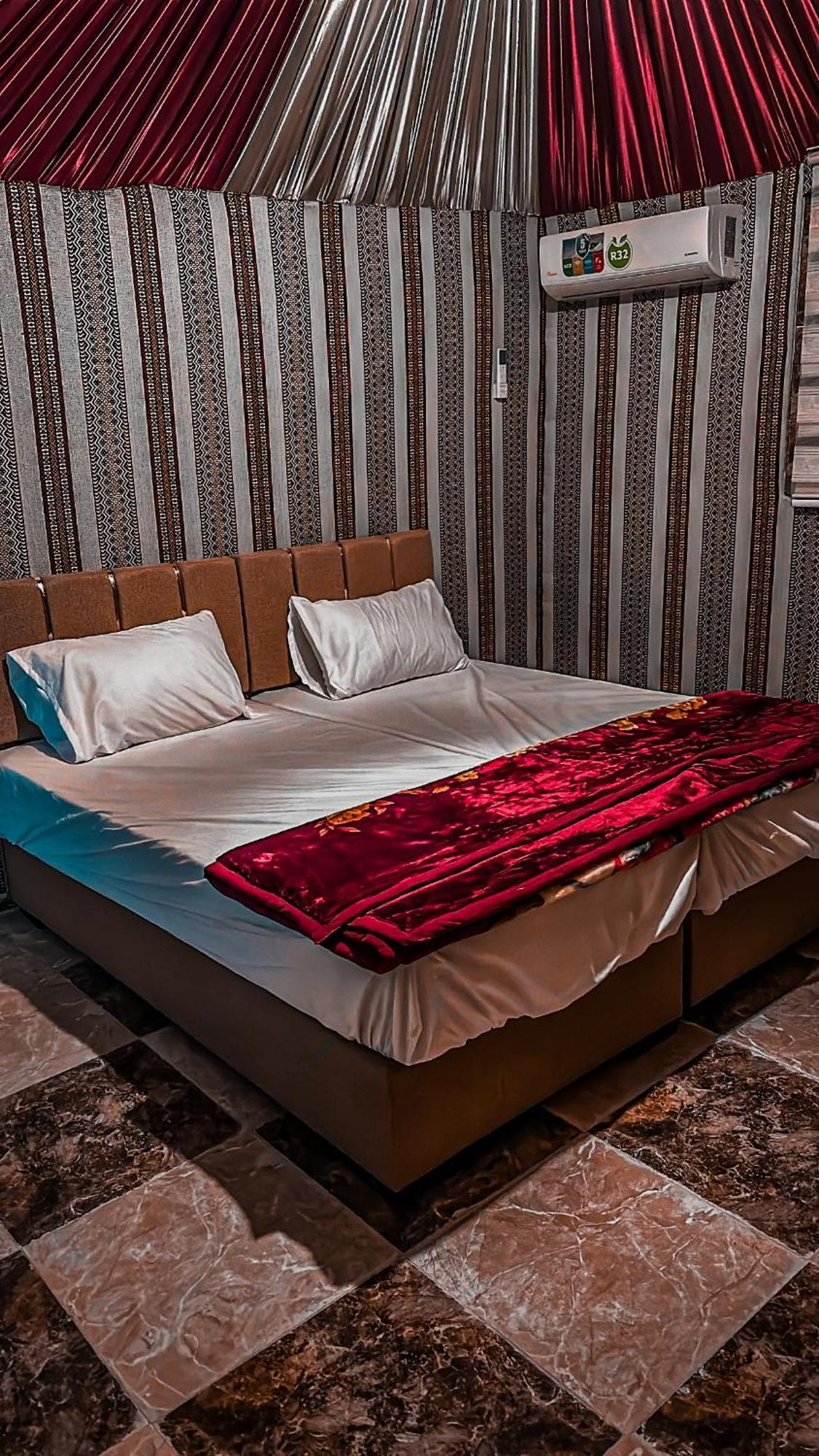 Scarlet Luxury Camp Ουάντι Ραμ Εξωτερικό φωτογραφία