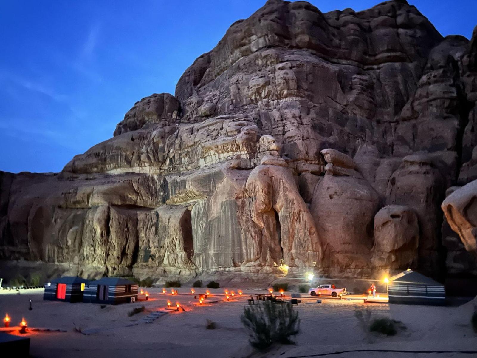 Scarlet Luxury Camp Ουάντι Ραμ Εξωτερικό φωτογραφία