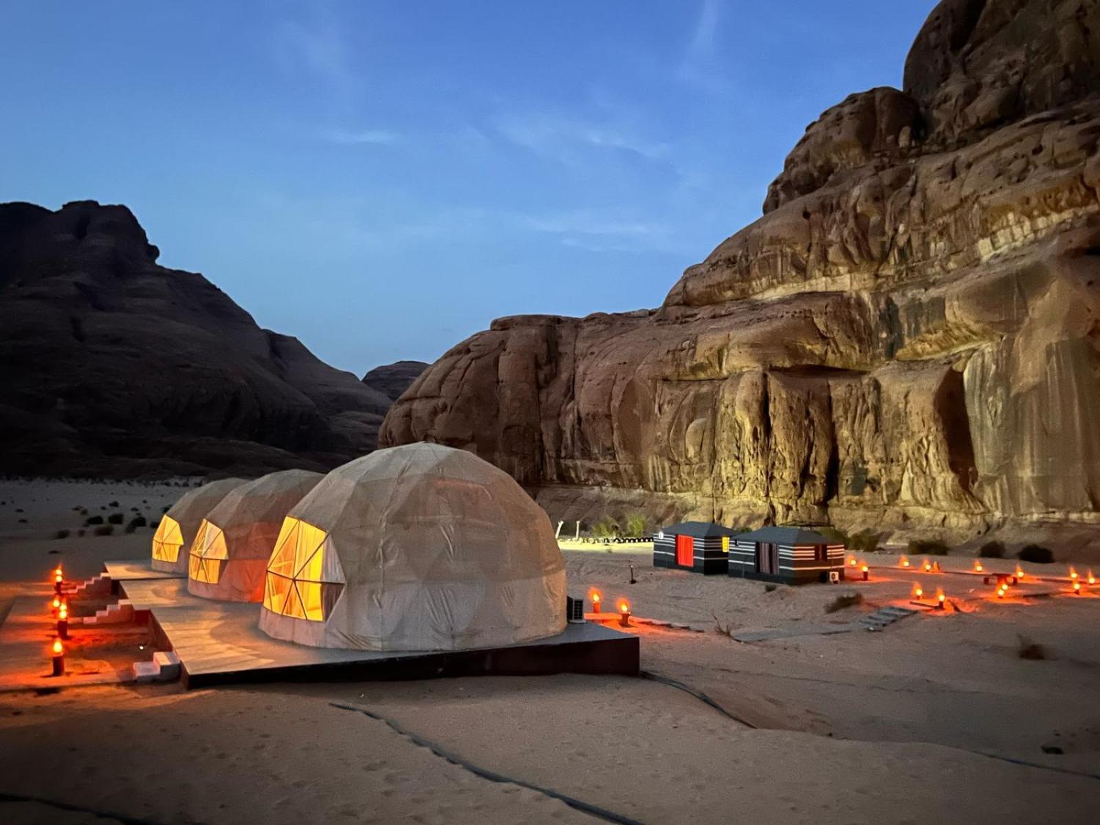 Scarlet Luxury Camp Ουάντι Ραμ Εξωτερικό φωτογραφία