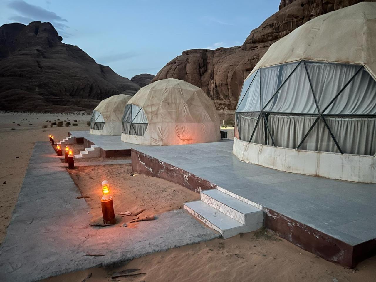 Scarlet Luxury Camp Ουάντι Ραμ Εξωτερικό φωτογραφία