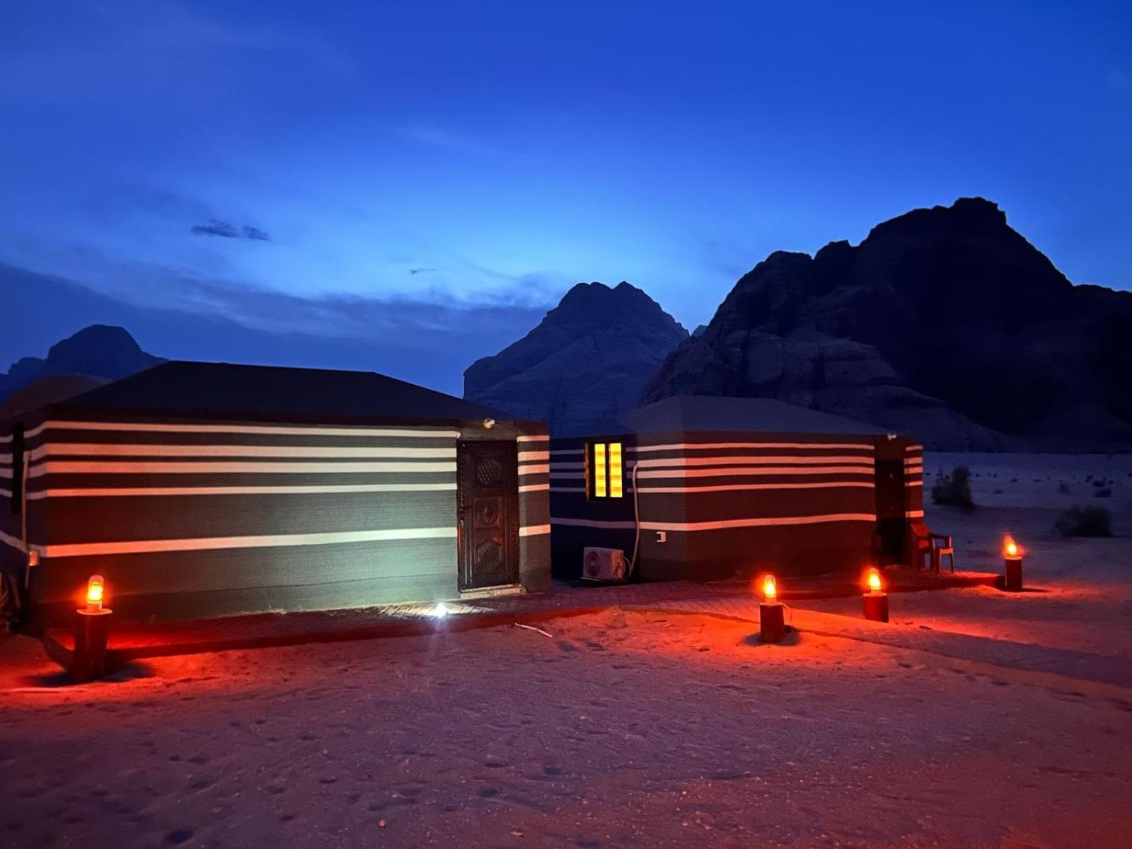 Scarlet Luxury Camp Ουάντι Ραμ Εξωτερικό φωτογραφία